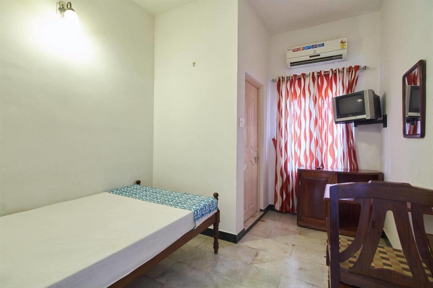 Hotel White Rose Kochi Exterior photo