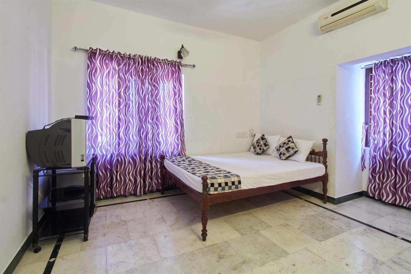 Hotel White Rose Kochi Exterior photo