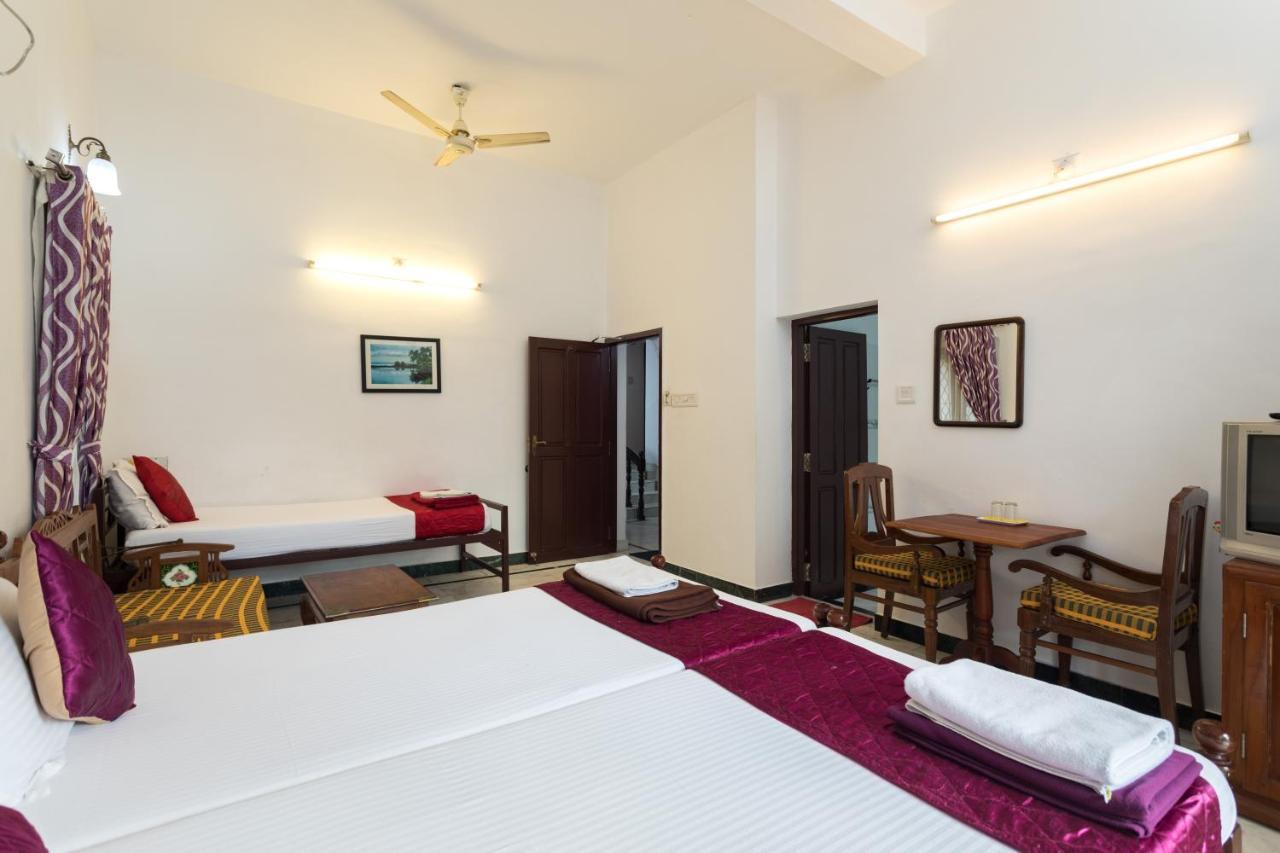 Hotel White Rose Kochi Exterior photo